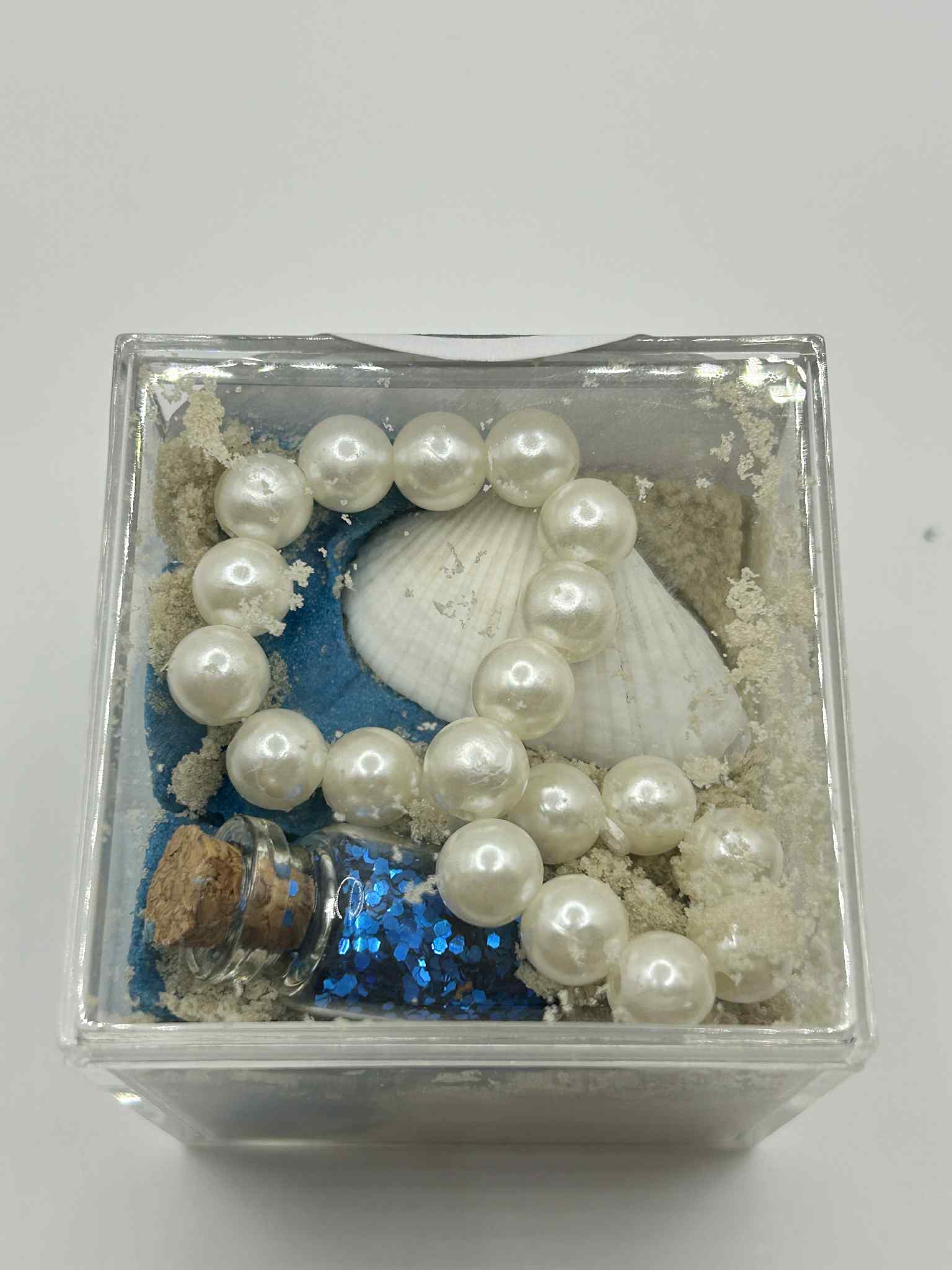 Under The Sea Sensory Play Box for Kids – Kinetic Sand, Pearl Bracelet, Glitter & Ocean-Themed Accessories | Calming, Educational, Creative Play for Autism, ADHD & Fine Motor Skill