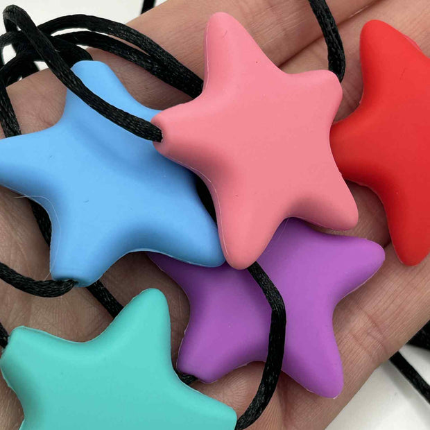 Oral Chew Star Necklace 5-Pack - star-shaped chewable jewellery for children with autism and ADHD | The Divergent Den
